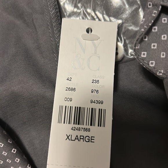 New York and Company button up - Picture 2 of 2